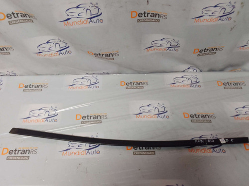 Pestana Externa Porta Diant Esquerda Fiat Mobi 17/..  11617