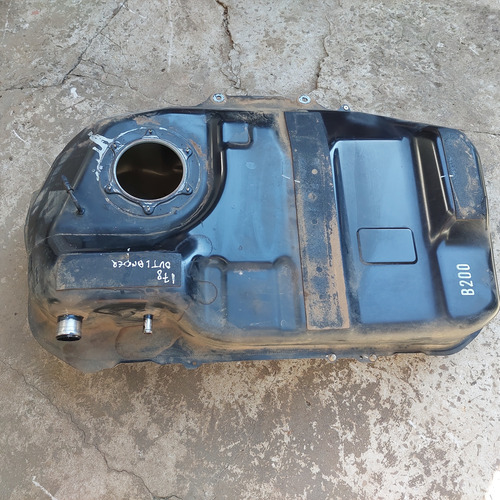 Tanque De Combustível Mitsubishi Outlander Ano 2014 A 2018