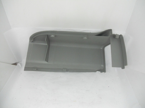Acabamento Porta Malas Direito Renault Scenic 7702280123