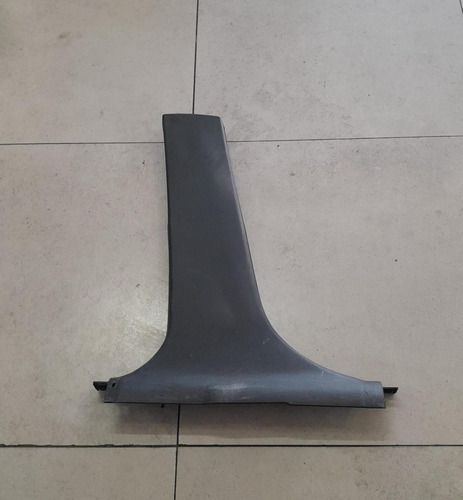 Moldura Coluna Central Esquerdo Fiat Stilo 2007 7352951790
