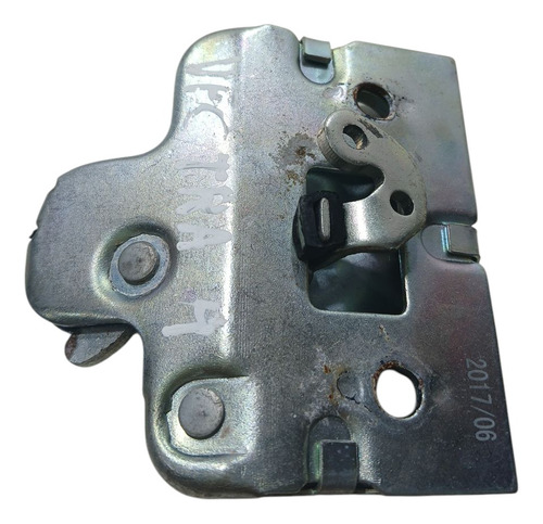 Fechadura Porta Malas Gm Vw Parati 2004 (ap) Cxa 594