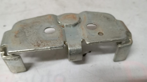 Batente Fechadura Tampa Traseira Gm Celta Prisma 94707615  