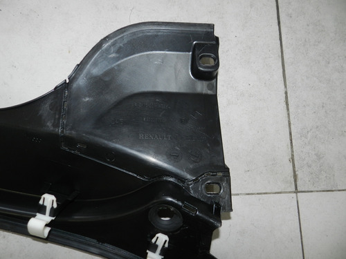 Grade Churrasqueira Renault Megane 2008 8200097006