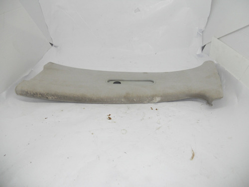 Acabamento Superior Coluna Traseira Direita Vw Golf 99 A 03