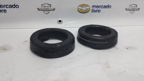 Par Calço Mola Traseira Esquerda C180k C200 C300 04/12 Usado