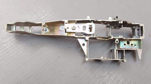 Suporte Maçaneta Dianteira Le Citroen C4 Peugeot 208   23994