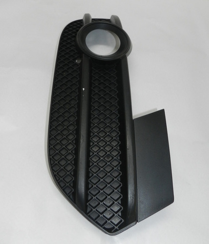 Moldura Farol Milha Lado Direito Audi Q3 2012 A 2017 