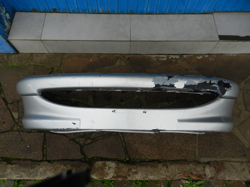 Para-choque Dianteiro Peugeot 206 1998 A 2006 Com Detalhe