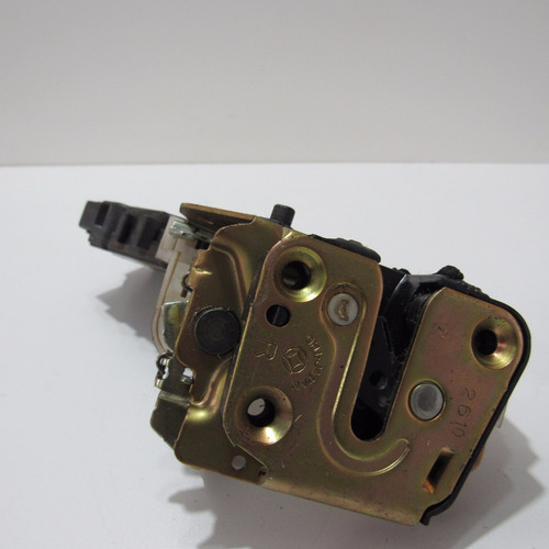 Fechadura Traseira Direita Subaru Legacy Outback 2000 A 2003