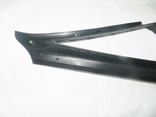 Moldura Esquerda Para-brisa Citroen Xsara Picasso 02/08