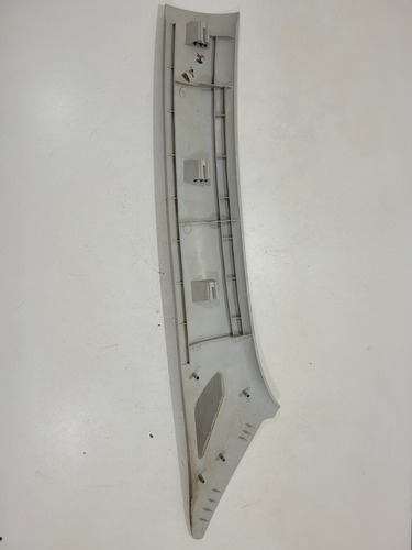 Moldura Coluna Parabrisa Esquerdo Vw Gol Saveiro G5 G6 (r)