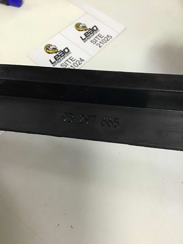 Moldura Acabamento Coluna De Direção Gm Astra 03/04 21024*