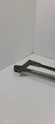 Galhada C Motor Limpador Parabrisa Golf 94/99 9398041181(vj)