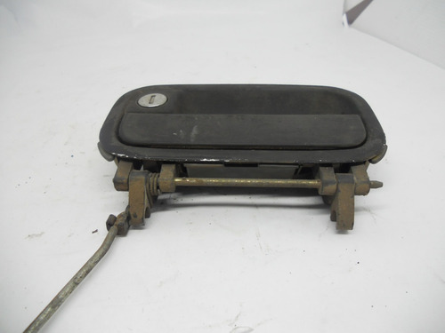 Maçaneta Externa Dianteira Esquerda Gm Corsa 1994 A 2001