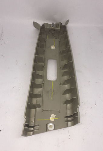 Moldura Lado Esquerdo Cinto Nissan Sentra 07/12 76914et000