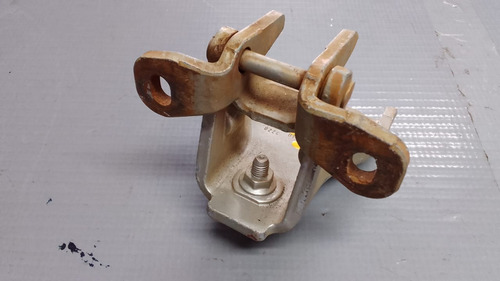Dobradiça Dianteira Inferior Da Porta F250/f350/f4000. 23644