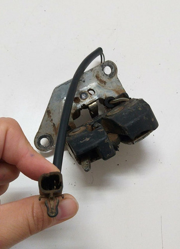 Fechadura Tampa Traseira Fiat Palio 2001 2002 A 2005 71107