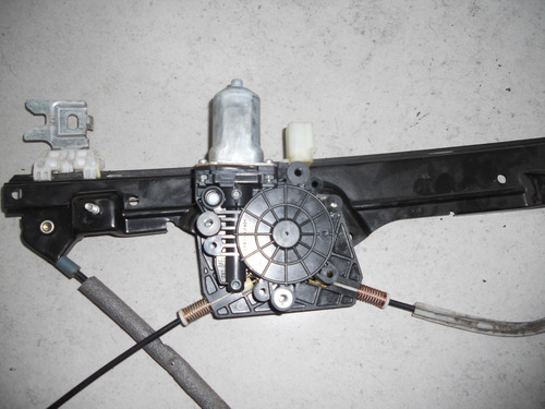 Maquina Vidro Dianteira Esquerda Nissan Sentra 2007 A 2013