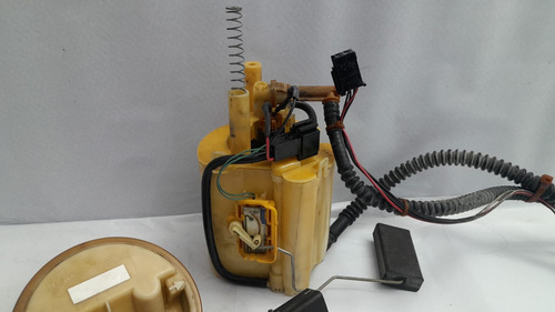 Bomba Combustível Alta Pressão + Auxiliar C180k 1.8 01/05