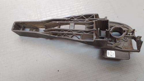 Suporte Maçaneta Dianteira Direita Citroen C3   24017