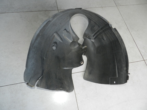 Para-barro Dianteiro Direito Ford Focus 99/08 C/ Detalhe
