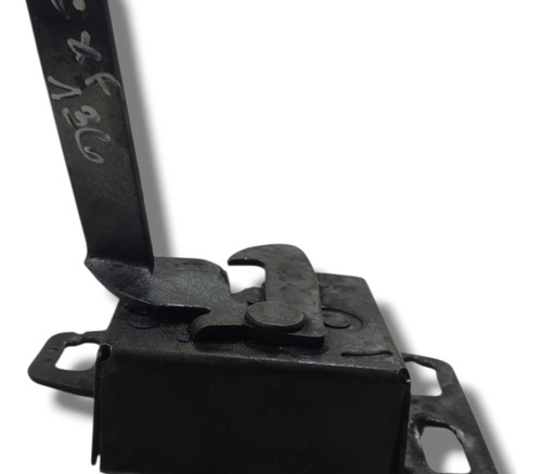 Fechadura Capô Vw Logus 1994 (al) 557823507
