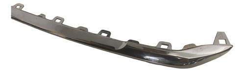 Friso Cromado Central Grade Frontal Rampage Laramie 2024