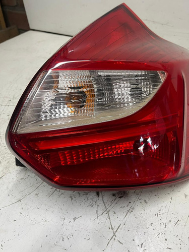 Lanterna Direita Ford Focus 2.0 2015 Hatch 