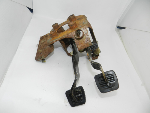 Pedaleira Suporte Embreagem Freio Peugeot Cc 206