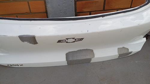 Tampa Traseira Chevrolet Onix Ltz Turbo Hatch 2020/.. 25673