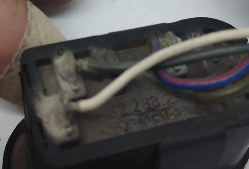 Botão Vidro Elétrico Traseiro Gm Vectra Corsa 96/05 G223823