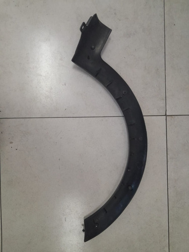 Moldura Paralama Dianteiro Esquerdo Fiat Palio 98/01 Detalhe