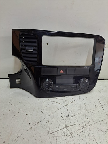 Moldura Radio Central Difusor Mitsubishi Outlander 2015 2016