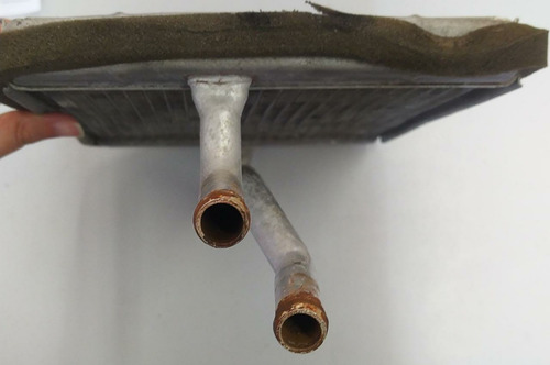 Radiador Ar Quente Ford Fiesta Ka Courier 1996 A 2005 (mn)