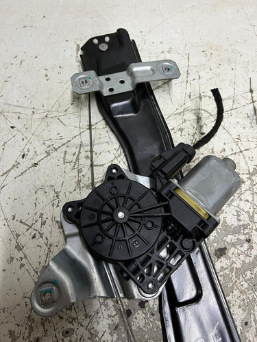 Máquina De Vidro Dianteira Esquerda Gm Cobalt 2012 2013 2014