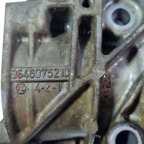 Suporte Bomba D'água Peugeot 206 207 1.4 8v