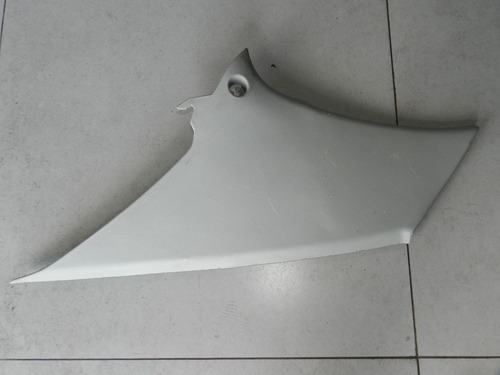 Acabamento Lateral Traseira Direita Toyota Corolla 03/15 