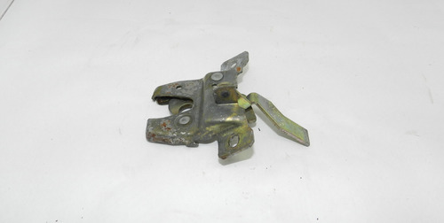 Fechadura Tampa Porta Malas Vw Santana 92/00 3258275054