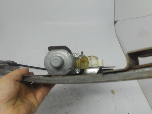 Maquina Vidro Traseira Esquerda Vw Gol 0130821531