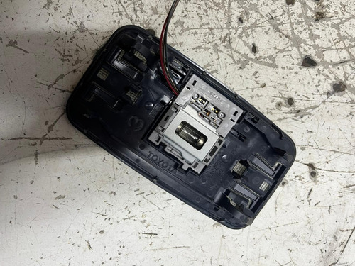 Luz Teto Cortesia Traseira Toyota Corolla 2022 2023 2024