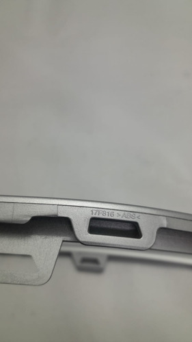 Moldura Friso Grade Dianteira Radiador Ka New Fiesta 14/17