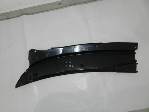 Grade Churrasqueira Direita Ford Mondeo 97/98 Com Detalhe