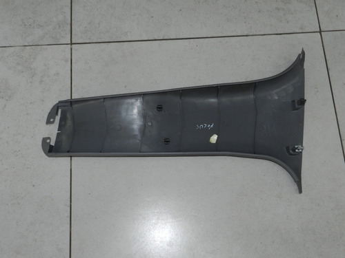 Acabamento Coluna Direita Ford Focus 2000 A 2007 98aba243w06
