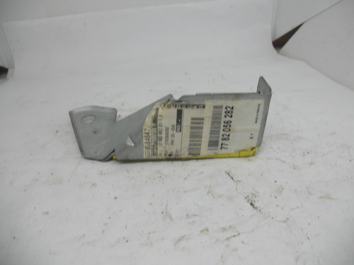Suporte Fixação Direito Para-choque Dianteiro Clio 03 A 2006