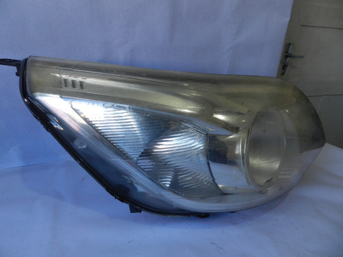 Farol Direito Gm Agile Montana 09/19 Com Detalhe 46200748