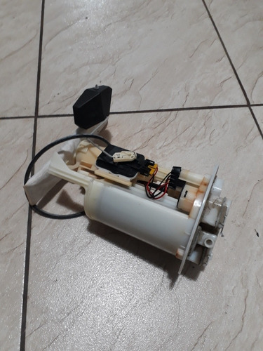 Bomba  Combustível Toyota Etios 8711 *