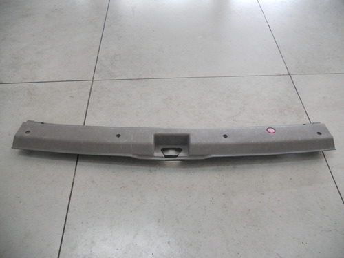 Soleira Porta Malas Gm Zafira 2001 A 2004 90440188