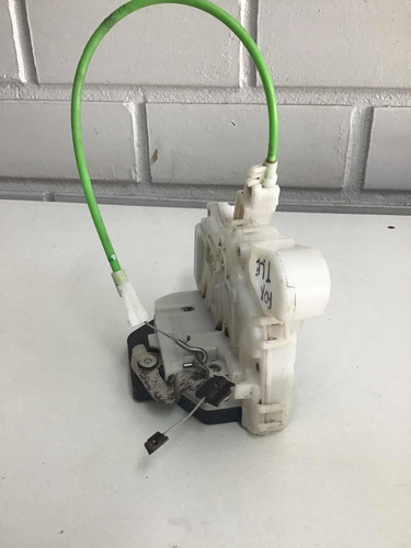 Fechadura Elétrica Traseira Esquerda Vw Fox 2015 19635*