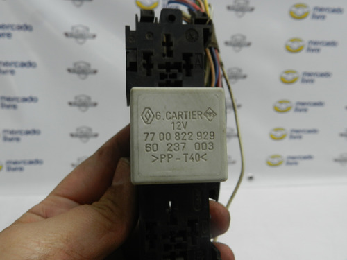 Caixa Fusível Renault Kangoo 7703297572