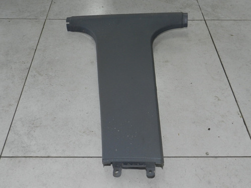 Moldura Coluna Central Inferior Esquerda Ford Focus